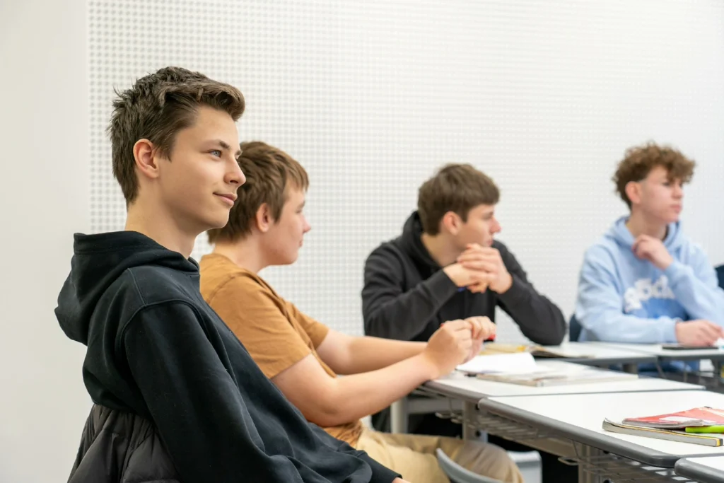 student střední škola highschool česko-anglické gymnázium victoria school